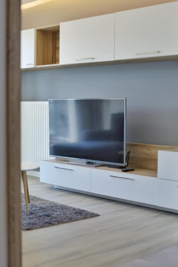 Capital Towers - Apartament Green Z Widokiem Na Rzeke Rzeszów Exteriér fotografie